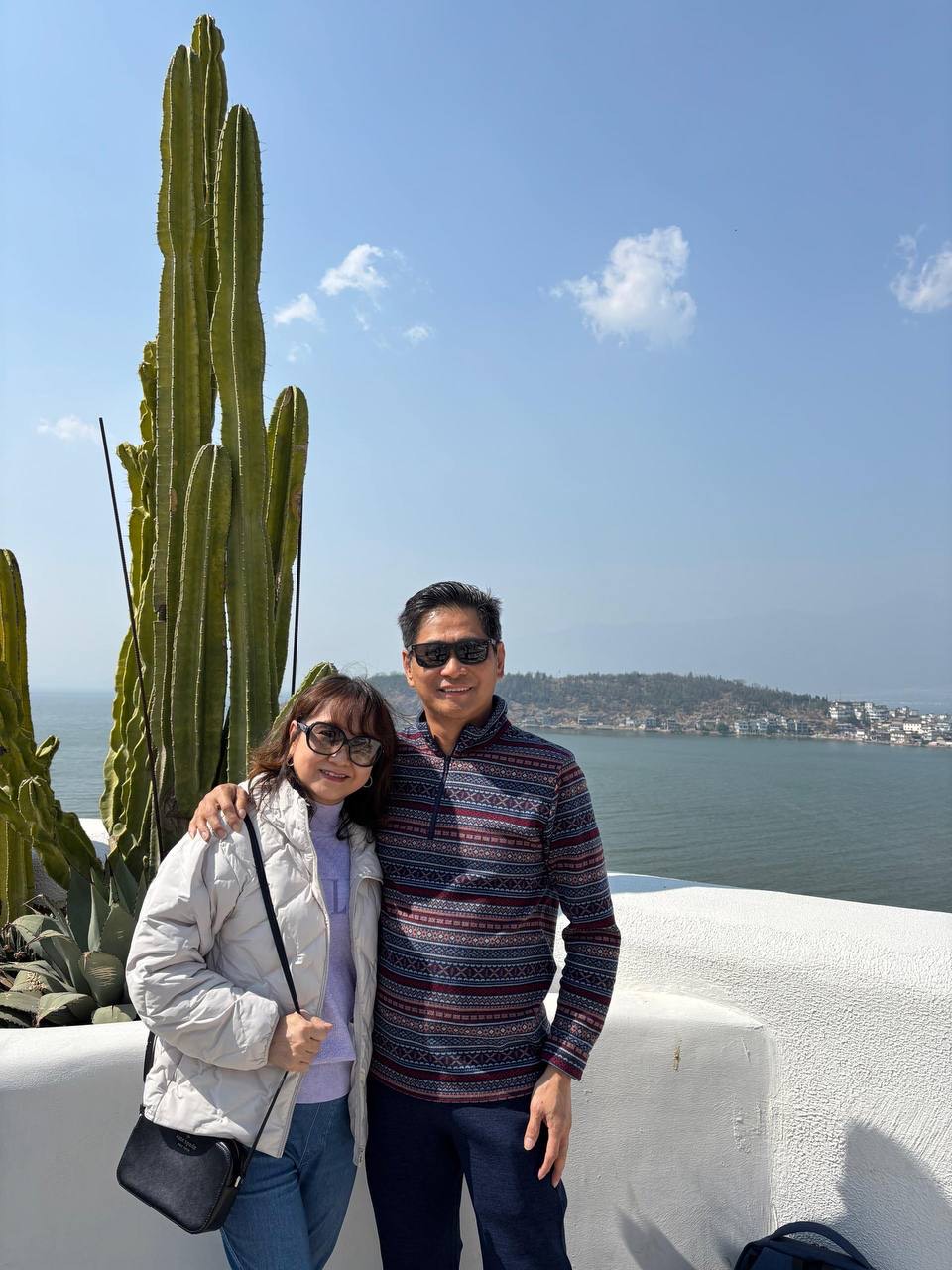 Gary and family traveling the world together